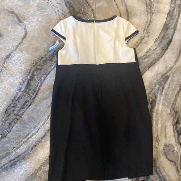 NWT Dress Barn Career-wear black white and Beige slimming color block dress  14 - Picture 7 of 10